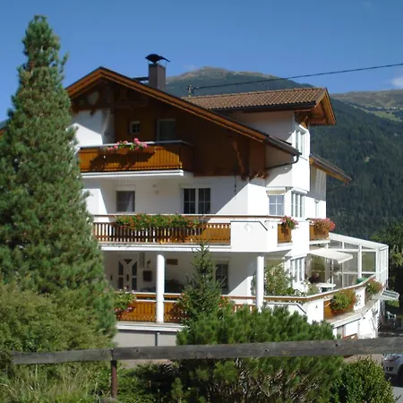 Gasthuis Haus Venetblick 3*