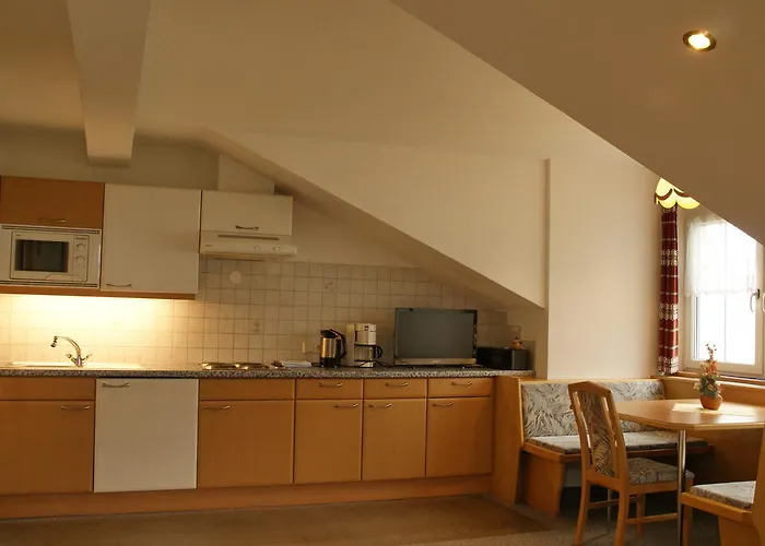 Gasthuis Haus Venetblick 3*